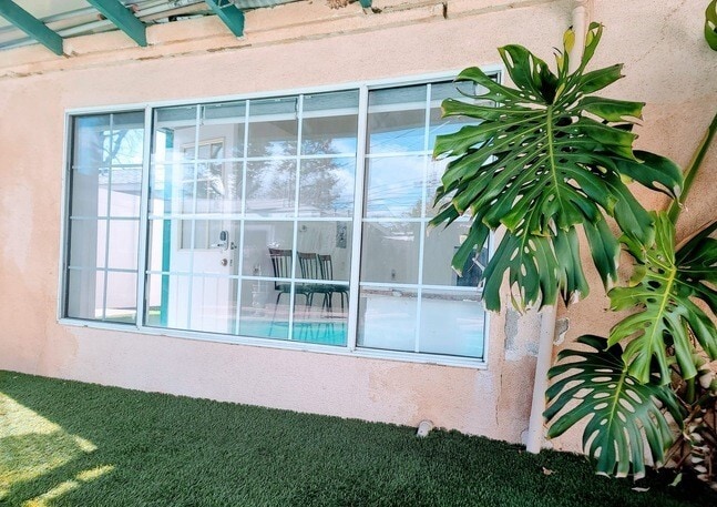 Building Photo - 17739 Welby Way