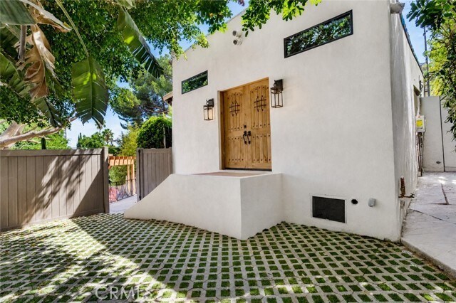 Building Photo - 3432 Larissa Dr