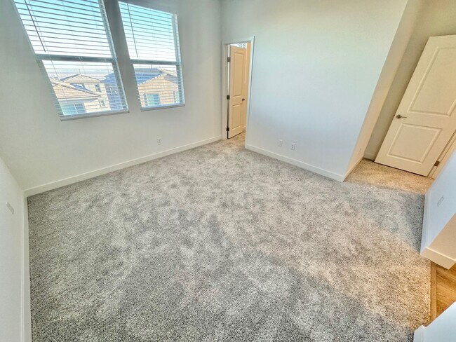 Building Photo - MOVE IN SPECIAL WITH THIS BEAUTIFUL BRAND NEW HOME: 3-BEDROOM HOME IN SUMMERLIN RESIDENCE
