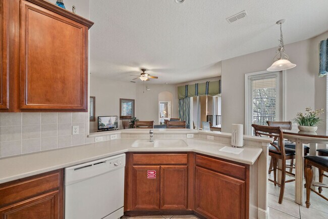 Building Photo - 7534 Gathering Dr