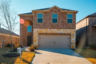 Building Photo - Elegant 4-bedroom 4-bath in McKinney