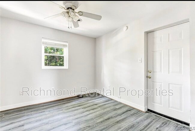 Building Photo - 1302 W Cary St