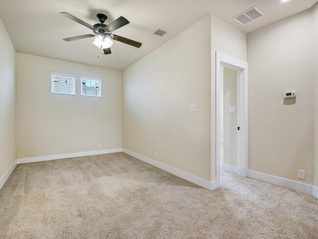 Building Photo - 1036 Sugaree Ave