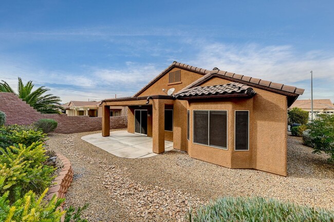 Building Photo - 2/2 BEAUTIFUL Single Story in Sun City Ant...