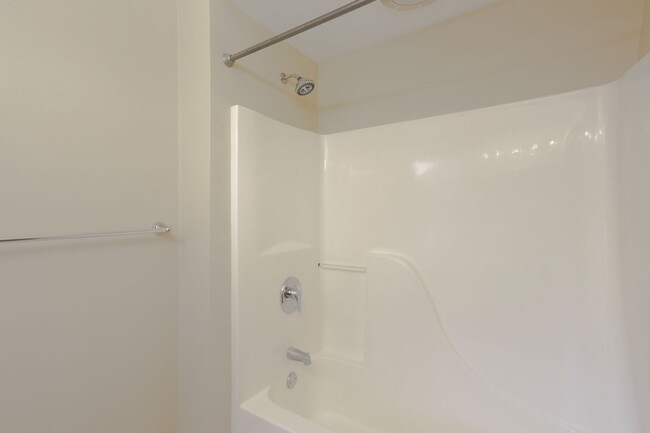 Building Photo - 2810 Sarah St