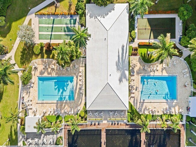 Building Photo - 3300 S Ocean Blvd