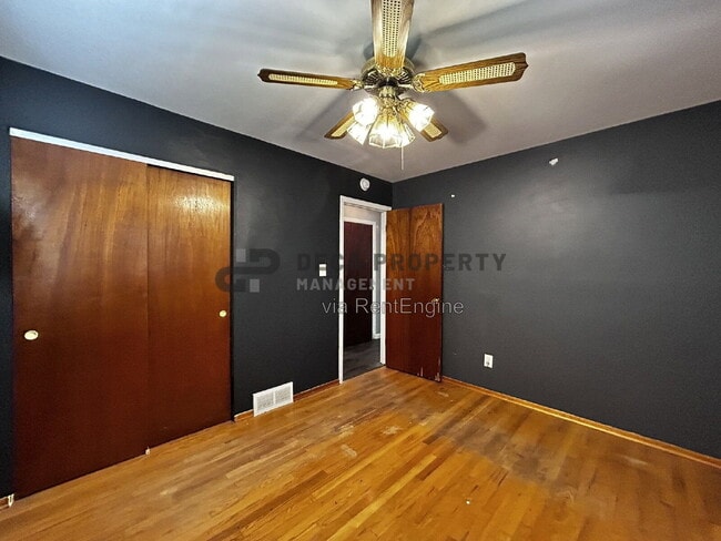 Building Photo - 2166 Bryan Dr