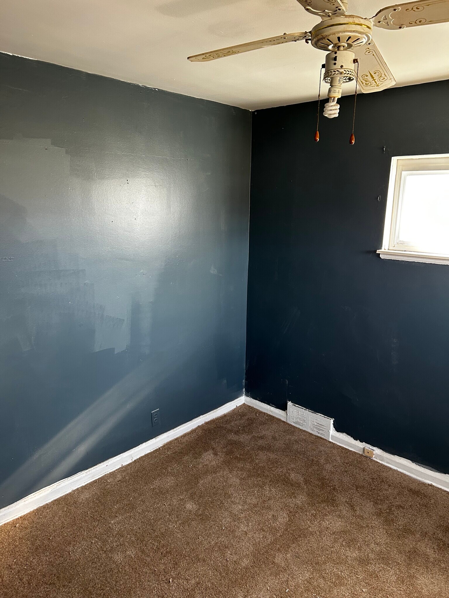 Bedroom 2 - 4021 Forest Hill Ave