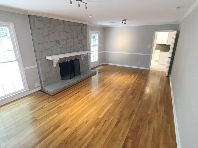 Building Photo - 4297 Blackland Way