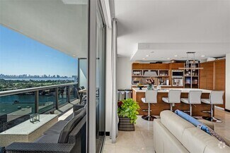 Building Photo - 5875 Collins Ave