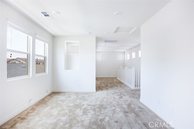 Building Photo - 198 Frame