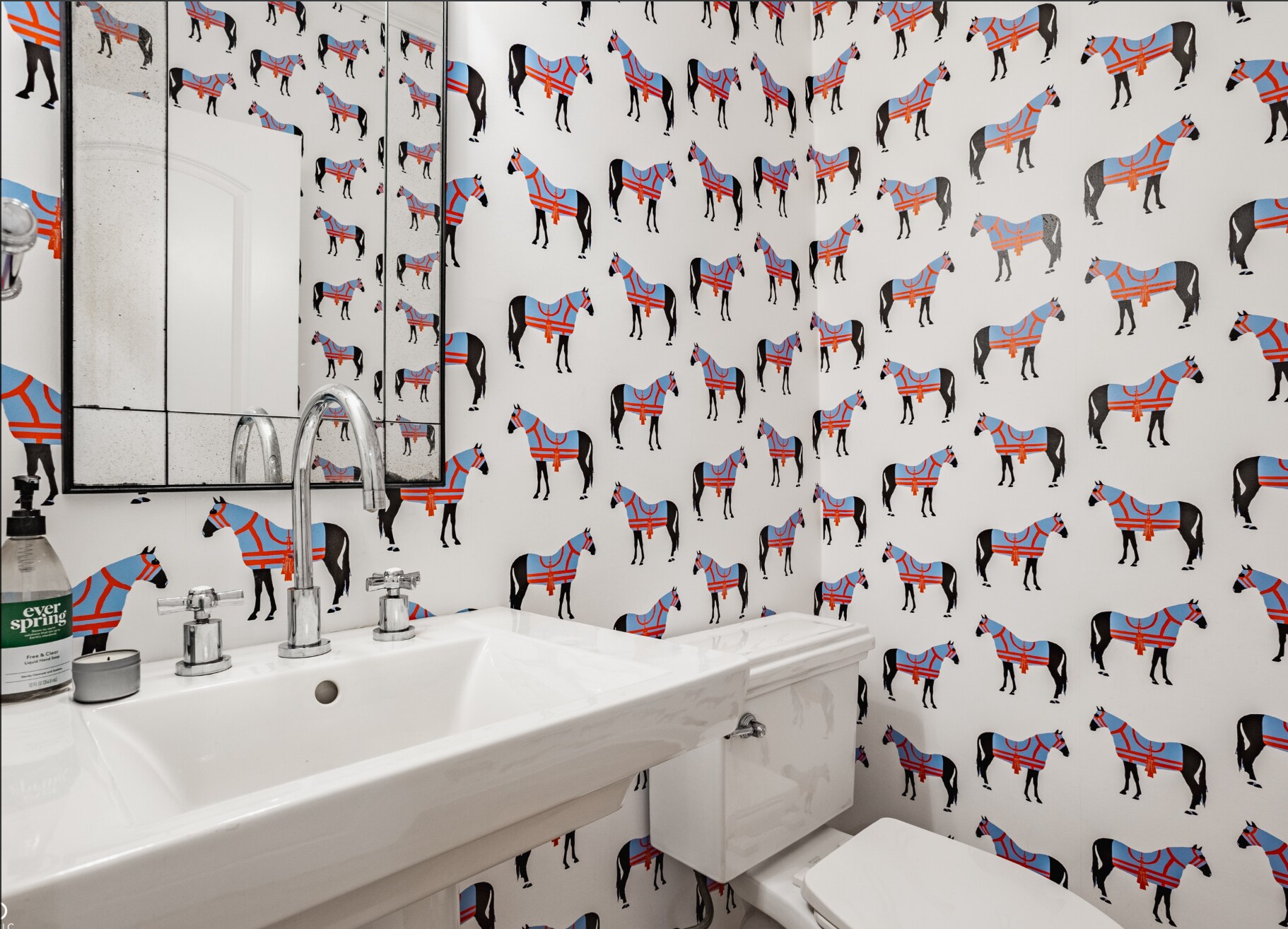 Building Photo - 1820 N 1100 E