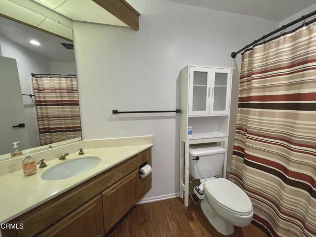 Building Photo - 727 Island View Cir