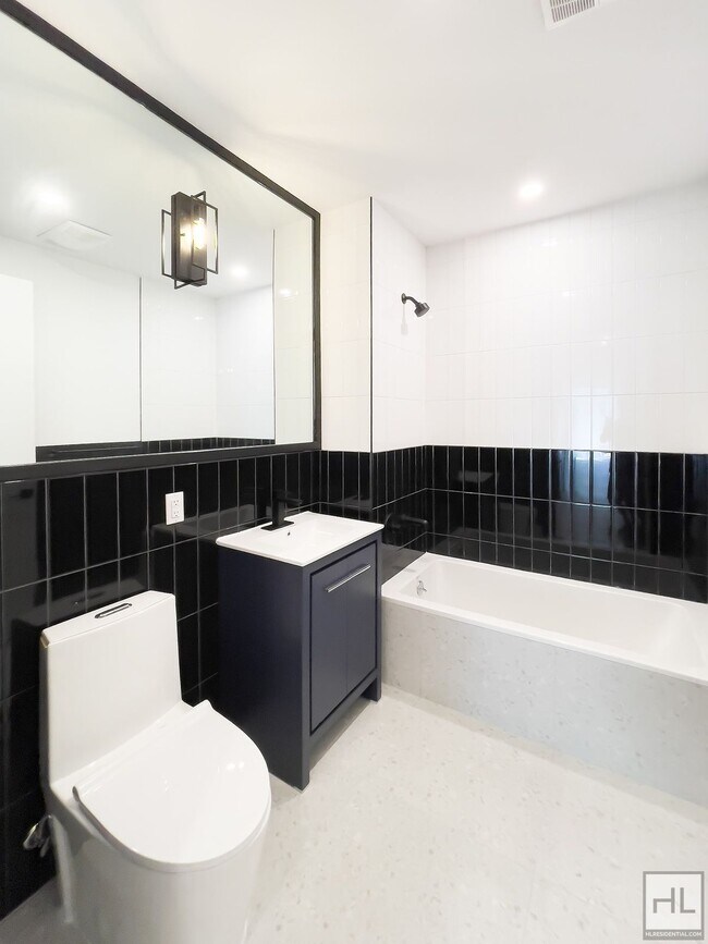Building Photo - President Street / Crown Heights / Spaciou...