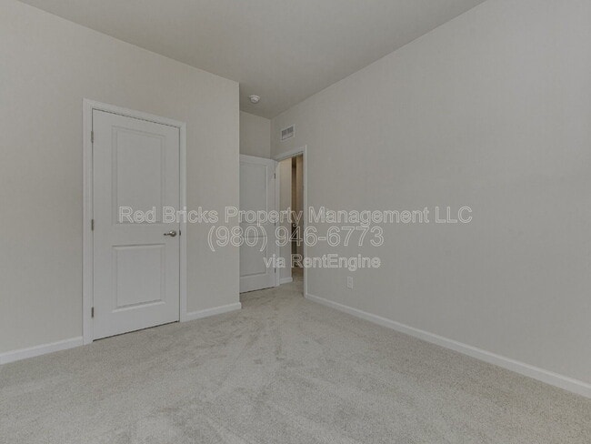 Building Photo - 1011 Ketchum Ct