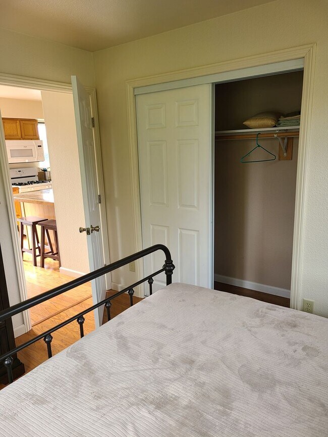 Building Photo - 1992 Gwin Rd