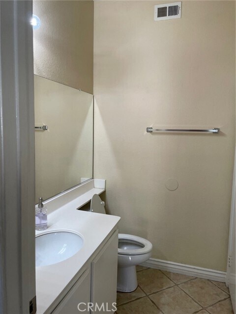 Building Photo - 16844 Merion Ln
