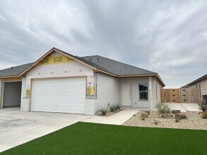 Building Photo - Brand new townhomes in Frenship East!