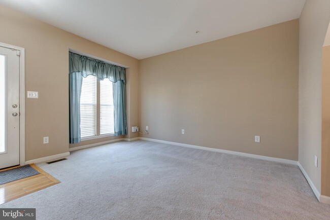 Building Photo - 7543 Maidenhead Dr