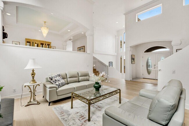 Building Photo - 1 Overlook Pl