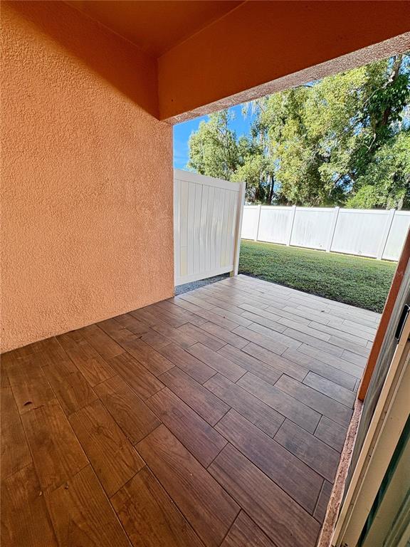 Building Photo - 165 Alexander Woods Dr