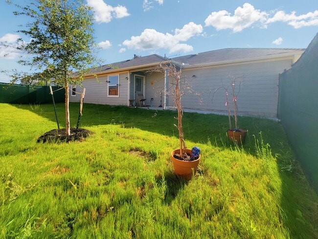 Building Photo - 1701 Arborside Dr