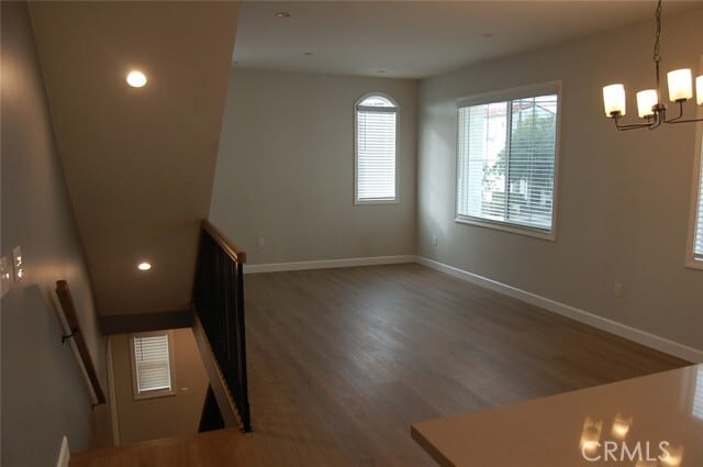 Building Photo - 425 W Duarte Rd