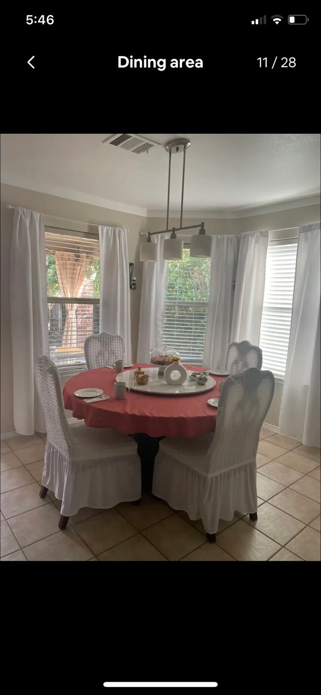 Building Photo - 1505 Hill Lockwoods Dr