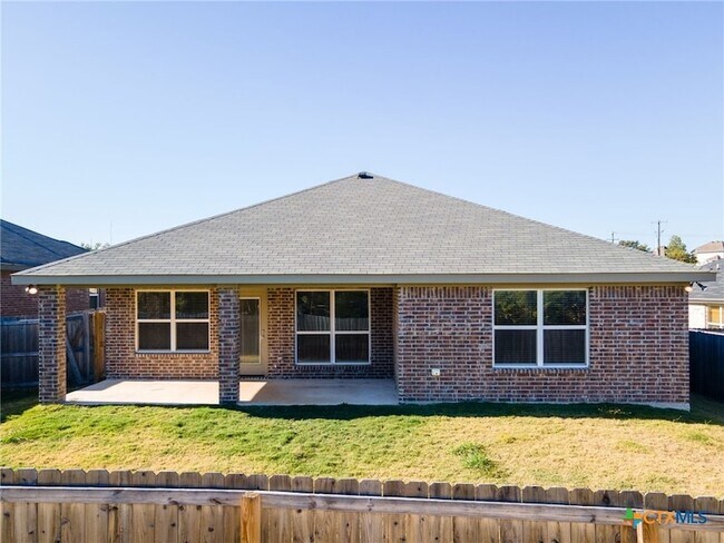 Building Photo - 1634 Dryden Ave