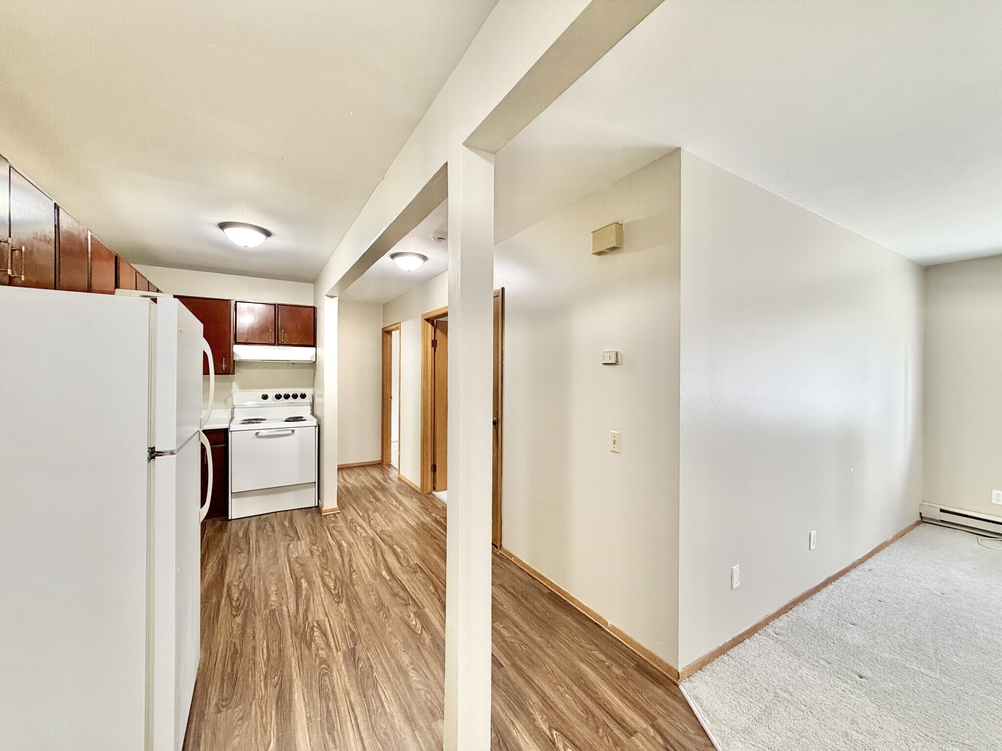 Building Photo - 821 George St