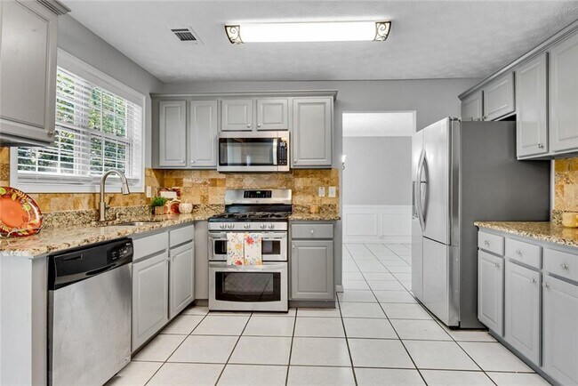 Building Photo - 1826 Chasewood Park Dr