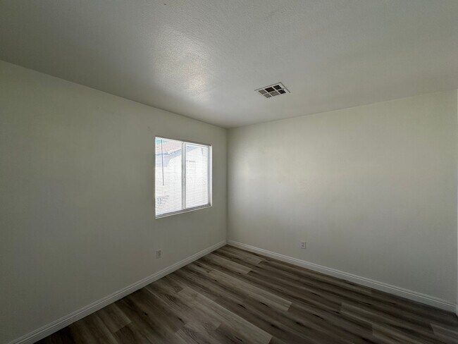 Building Photo - ARBOR GATE 2 AMD