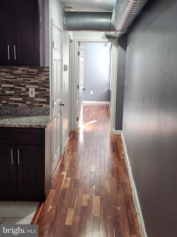 Building Photo - 1421 W Baltimore St