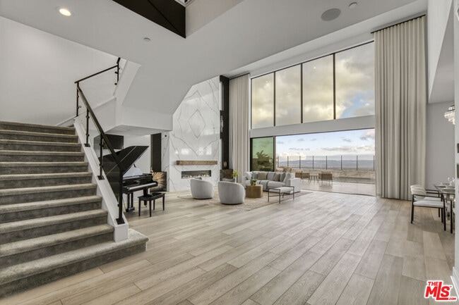 Building Photo - 20248 Willoughby Ln