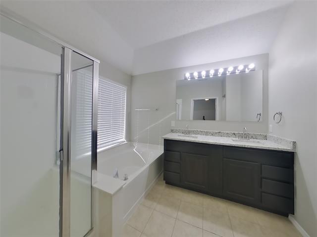 Building Photo - 4429 Spanish Oak Cir