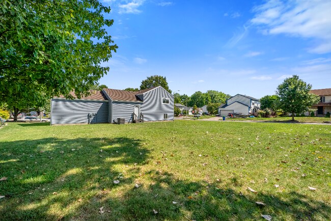 Building Photo - 2383 Minerva Park Pl