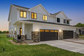 Building Photo - 1342 Isabelle Ln