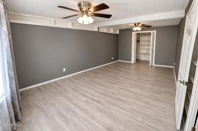 Building Photo - 410 9th St NE