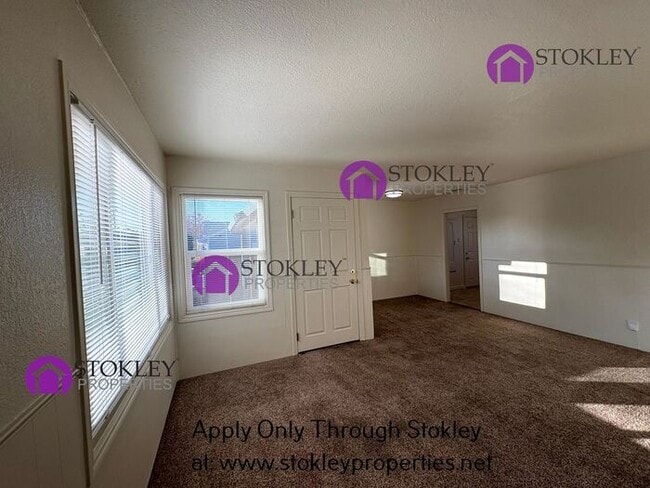 Building Photo - 2841 Crawford St