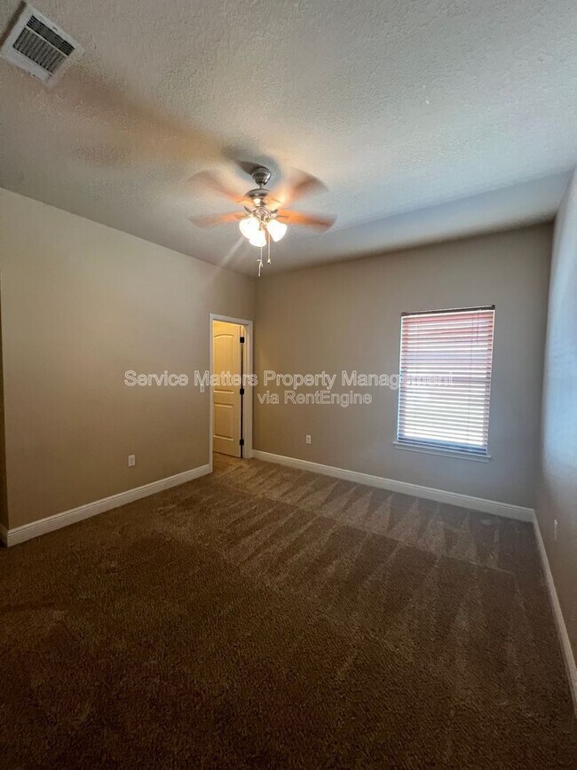 Building Photo - 5951 Palermo Dr