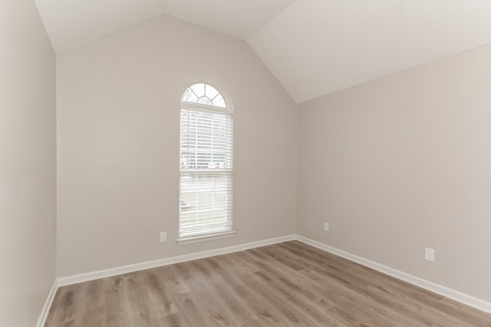 Building Photo - 7218 Kavan Hunter Dr