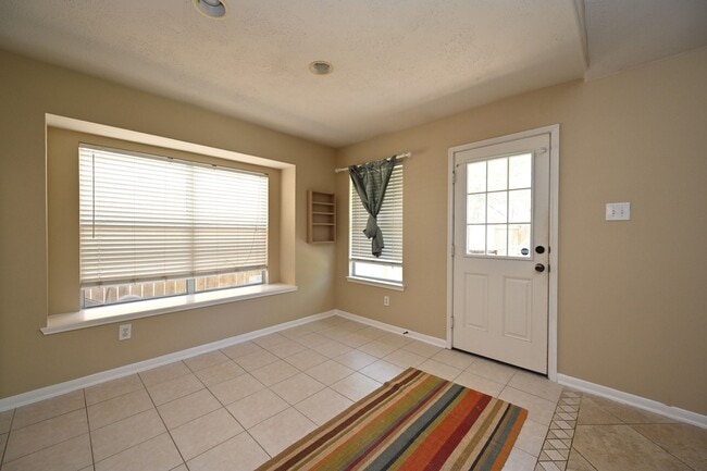 Building Photo - 219 N Wimberly Way