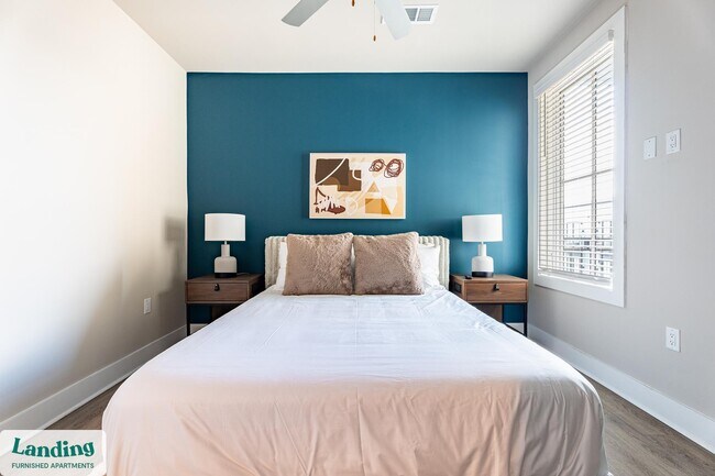 Building Photo - 300 E Broad St