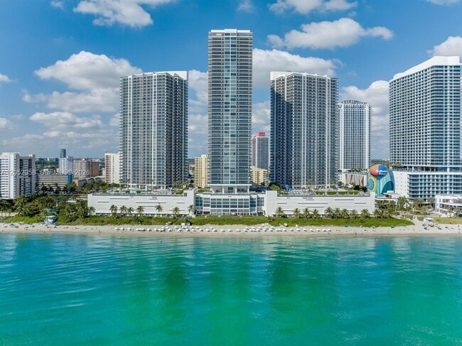 Building Photo - 1800 S Ocean Dr