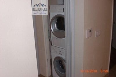 Building Photo - 6757 Friars Rd