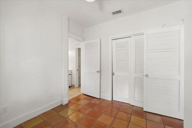 Building Photo - Downtown St. Augustine 2BD/2BA Historic Home