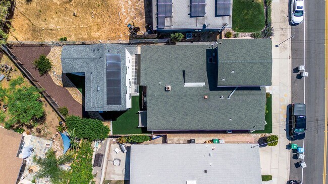 Building Photo - Newly Renovated!! 6 Bedroom property on Baja!