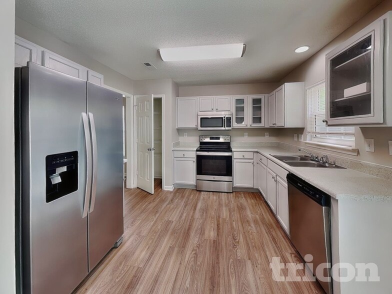 Building Photo - 433 Havenbrook Way NW