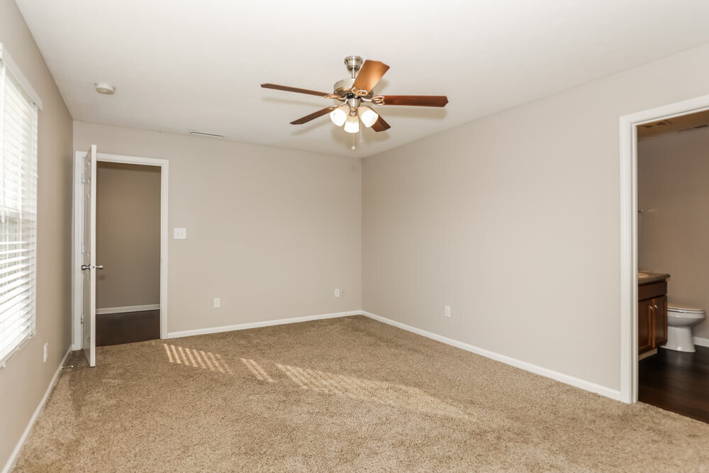 Building Photo - 8138 Fisher Bend Dr