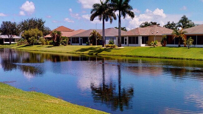 Building Photo - 1281 Berryhill Dr